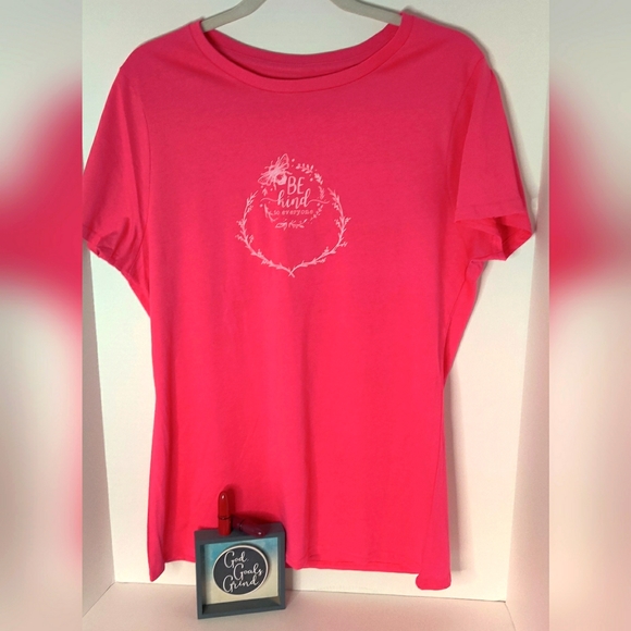 Ladies' Tagless Tee & Free Gift - Picture 1 of 2